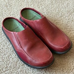 Merrell Women's Red Mules